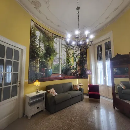 Palazzo Vitrano Tourist 1 *